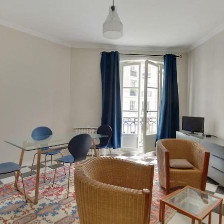 4 People Apartment Close To Eiffel Tower By Weekome Parigi Esterno foto